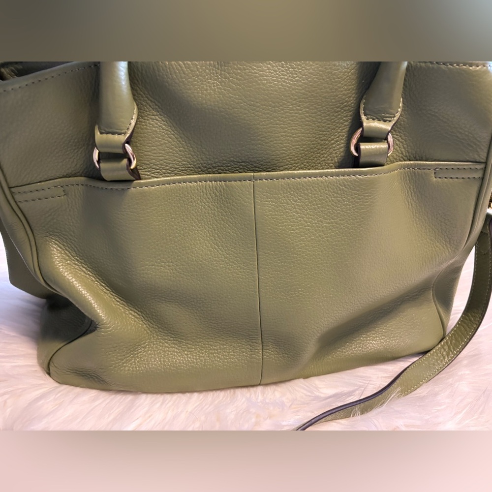 Aimee Kestenberg Olive Quilted Shoulder Bag - Picture 6 of 9